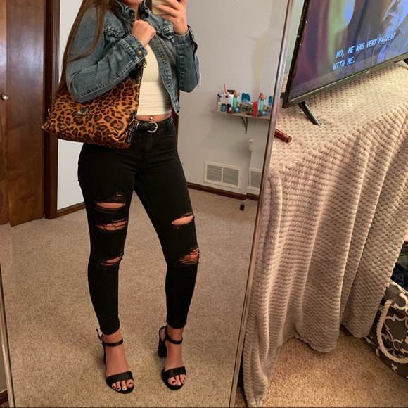 Dooney & Bourke Handbags - Cheetah Print Purse!! COMPLETE YOUR LOOK!!